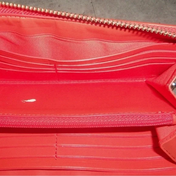 Coach Accordion Zip Signature Wallet Clutch EUC - Picture 7 of 7